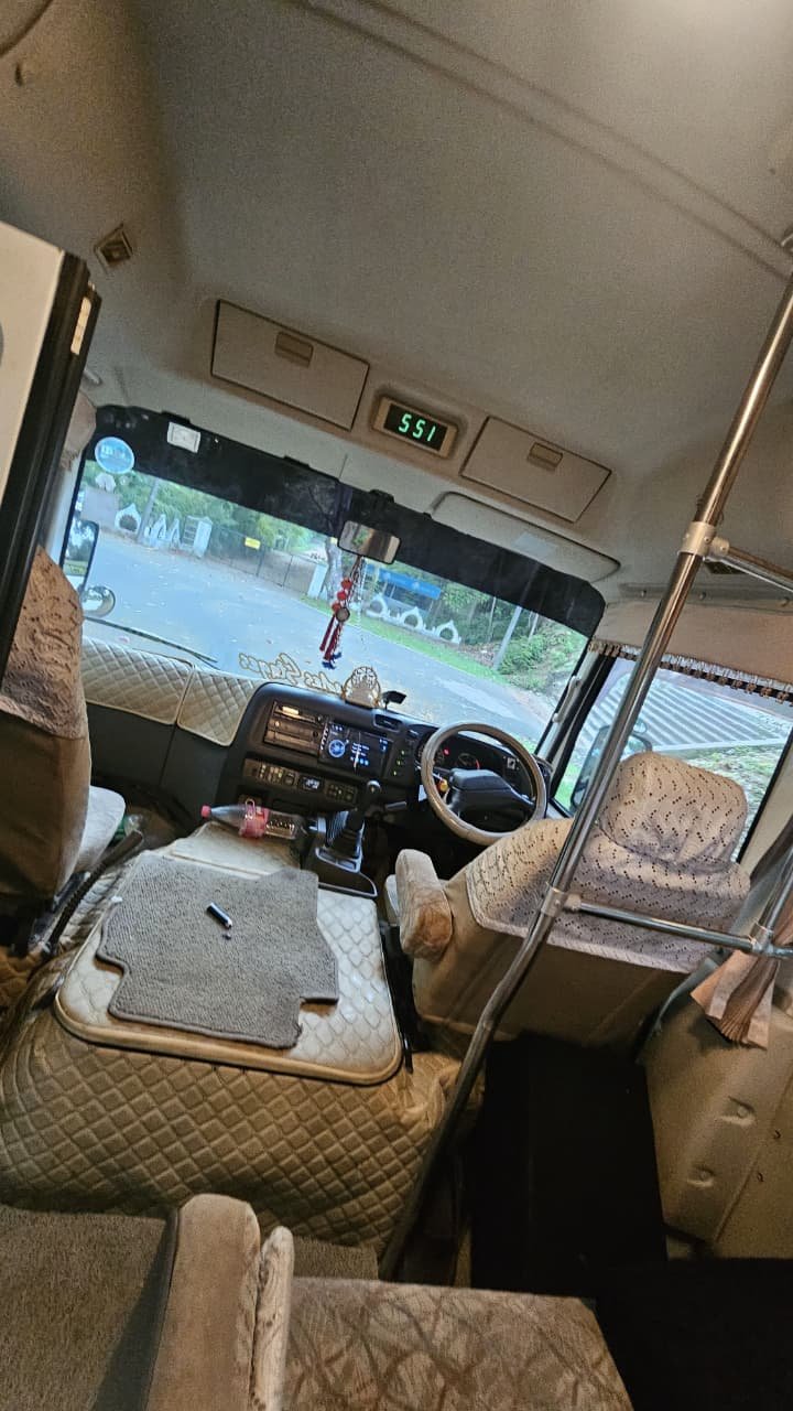 Mitsubishi Rosa Interior